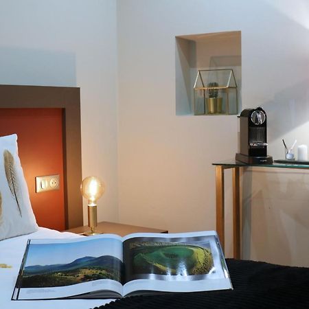 Les Sagranieres Hotel Salers Buitenkant foto